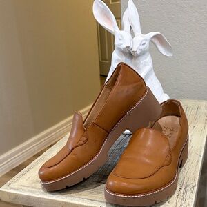 Naturalizer Women's Brown Leather Loafers